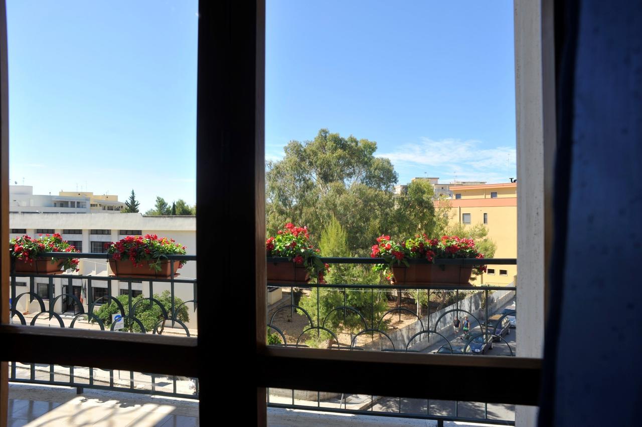B&B Contemoro Gallipoli Bagian luar foto